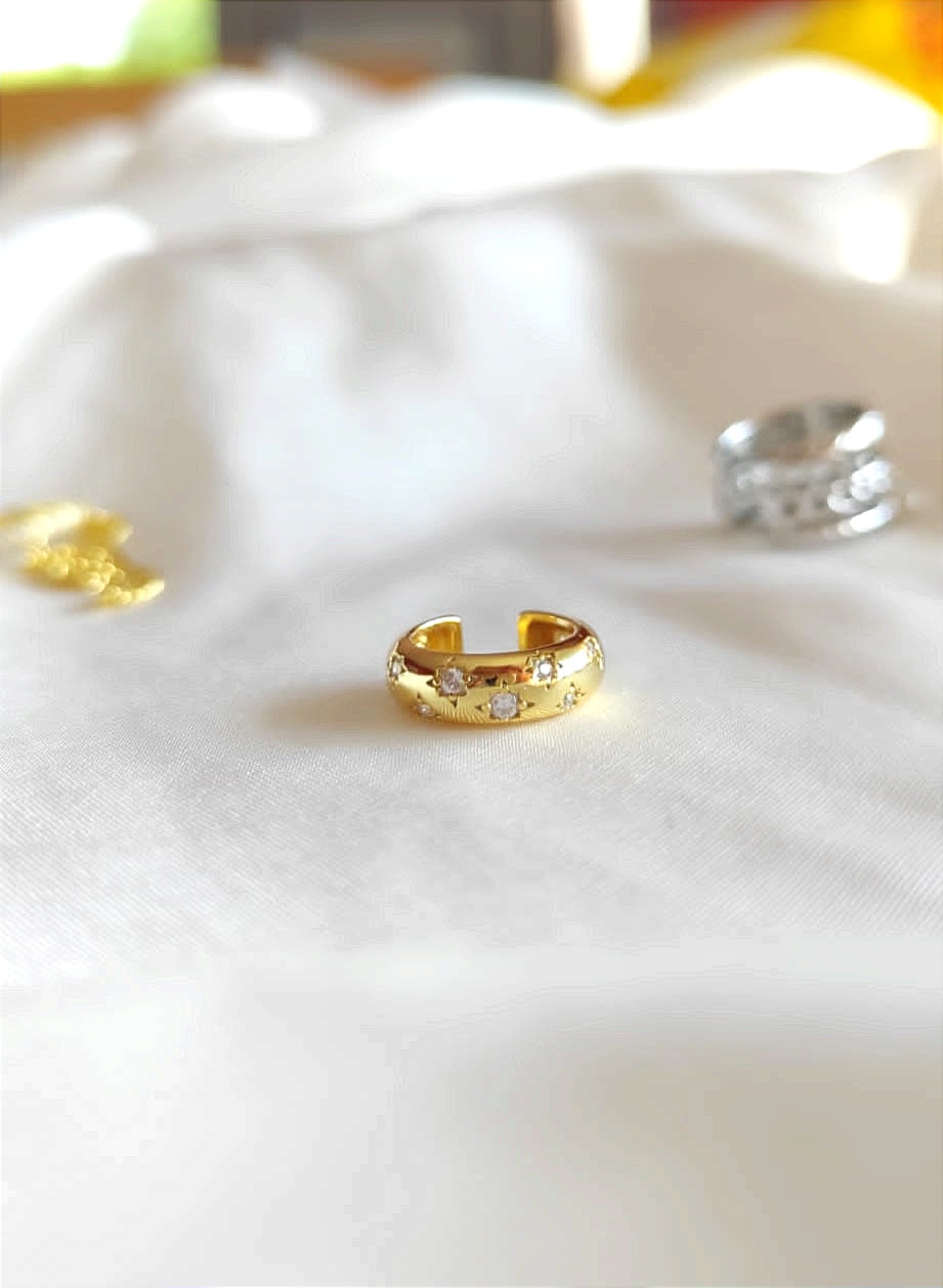 Ear cuff refinado MICHELLE de plata 925 bañada en oro de 18k