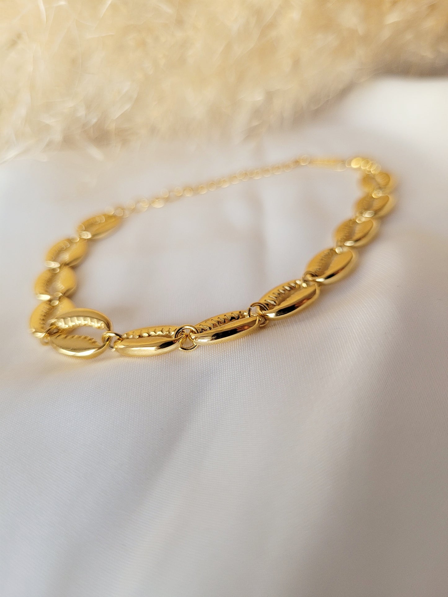 Wunderschönes Armband TROPICAL aus edelstahl und 18 Karat hochwertige Vergoldung.