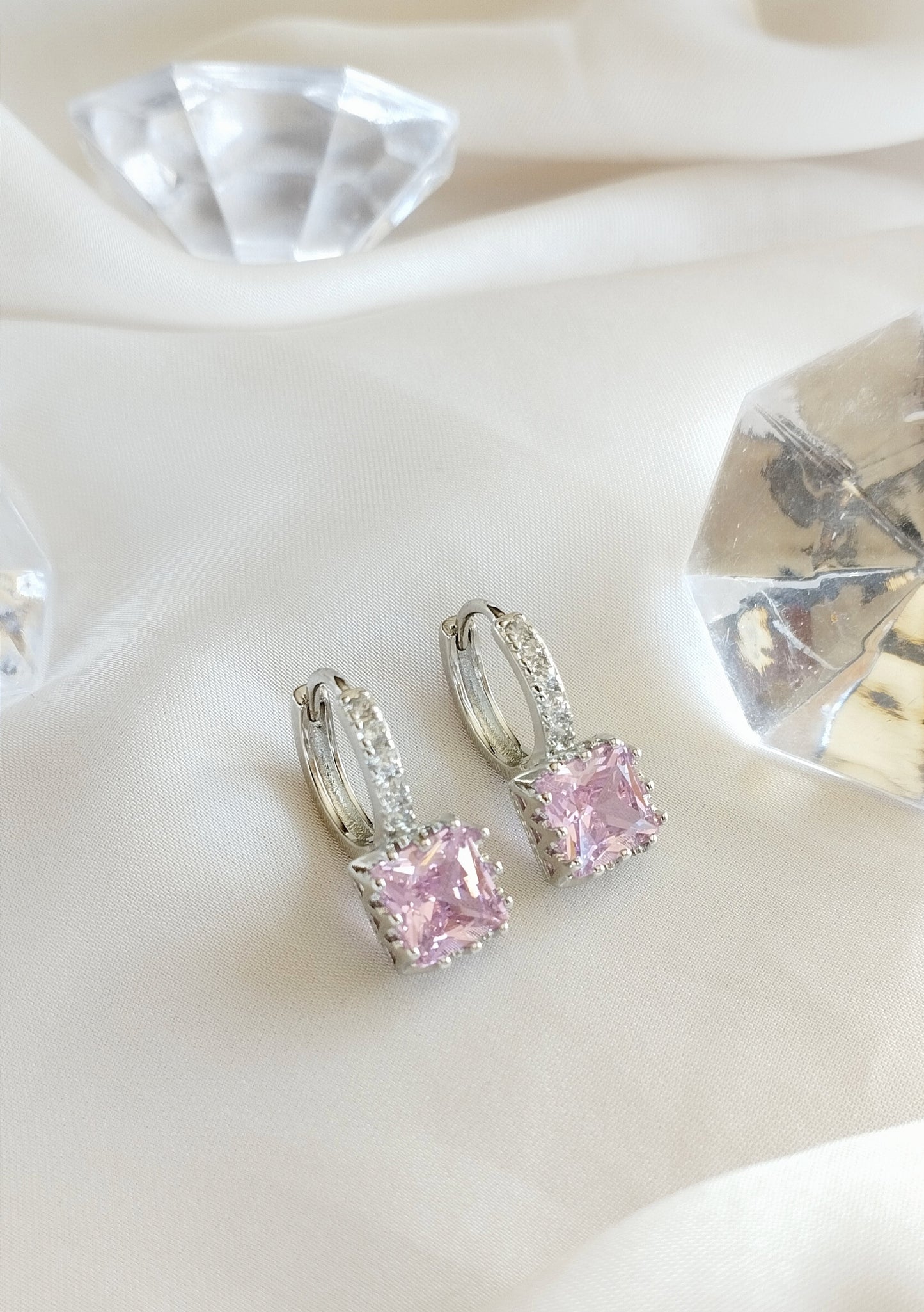 Luxuriöser Ohrringen ZÚRICH aus 925er Sterlingsilber mit rosa Zirkoniasteinen