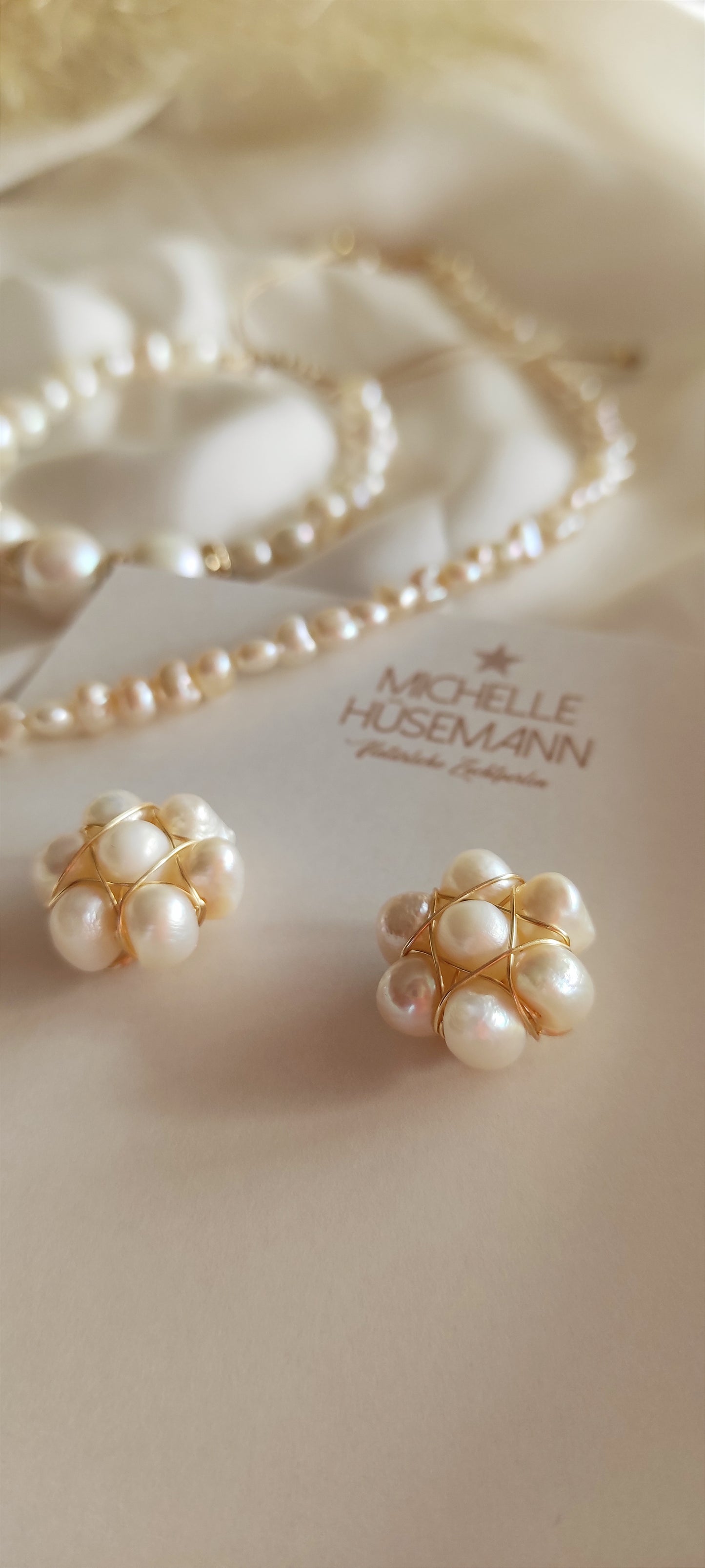 Attractive flower-shaped earrings MARGARITA with natural pearls