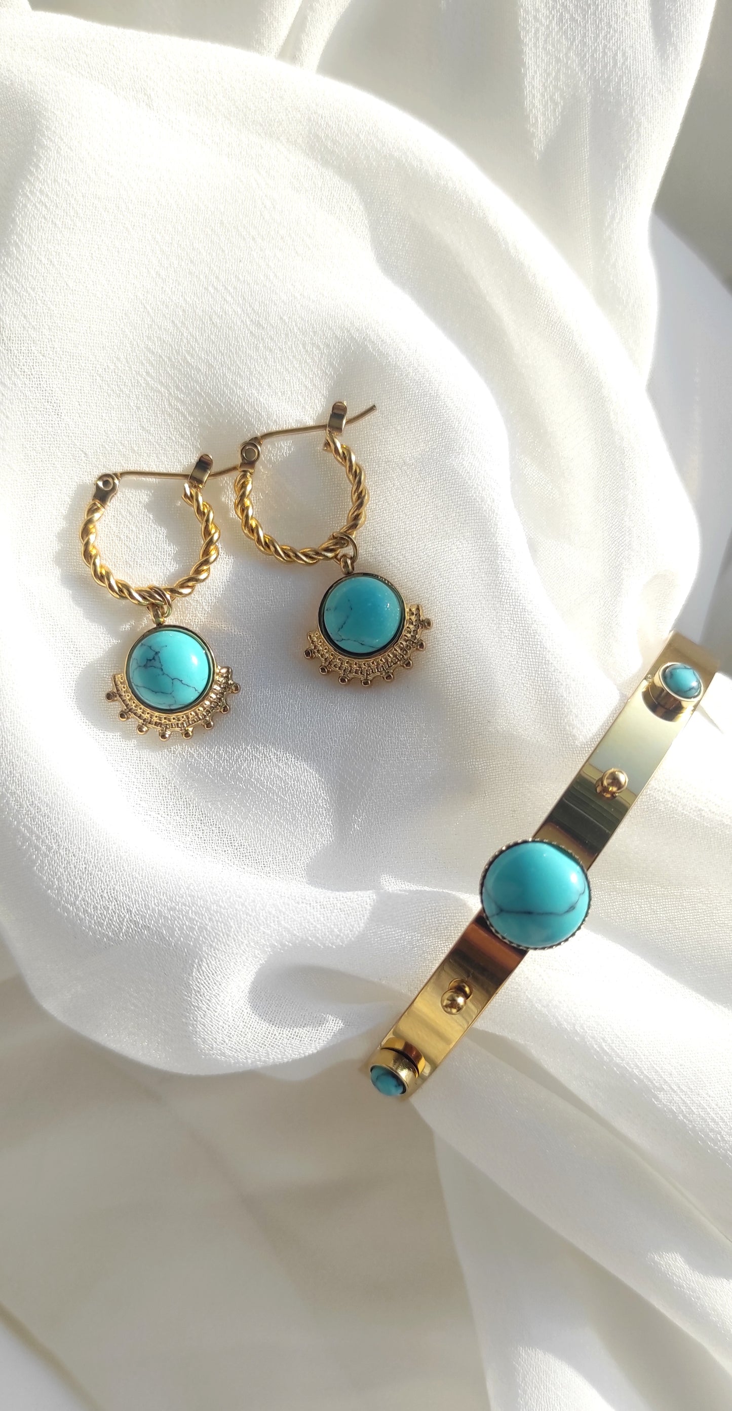 Beautiful and spectacular earrings PUREZA with turquoise stone