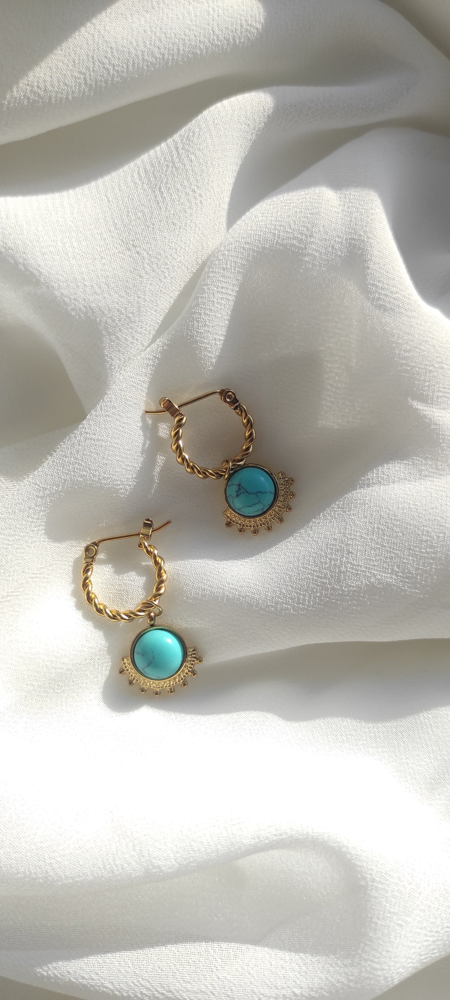 Beautiful and spectacular earrings PUREZA with turquoise stone