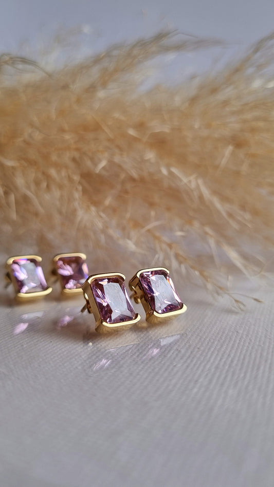 Wunderschöne Basic Ohrringe LEIA mit rosafarbenem Zirkonia-Stein