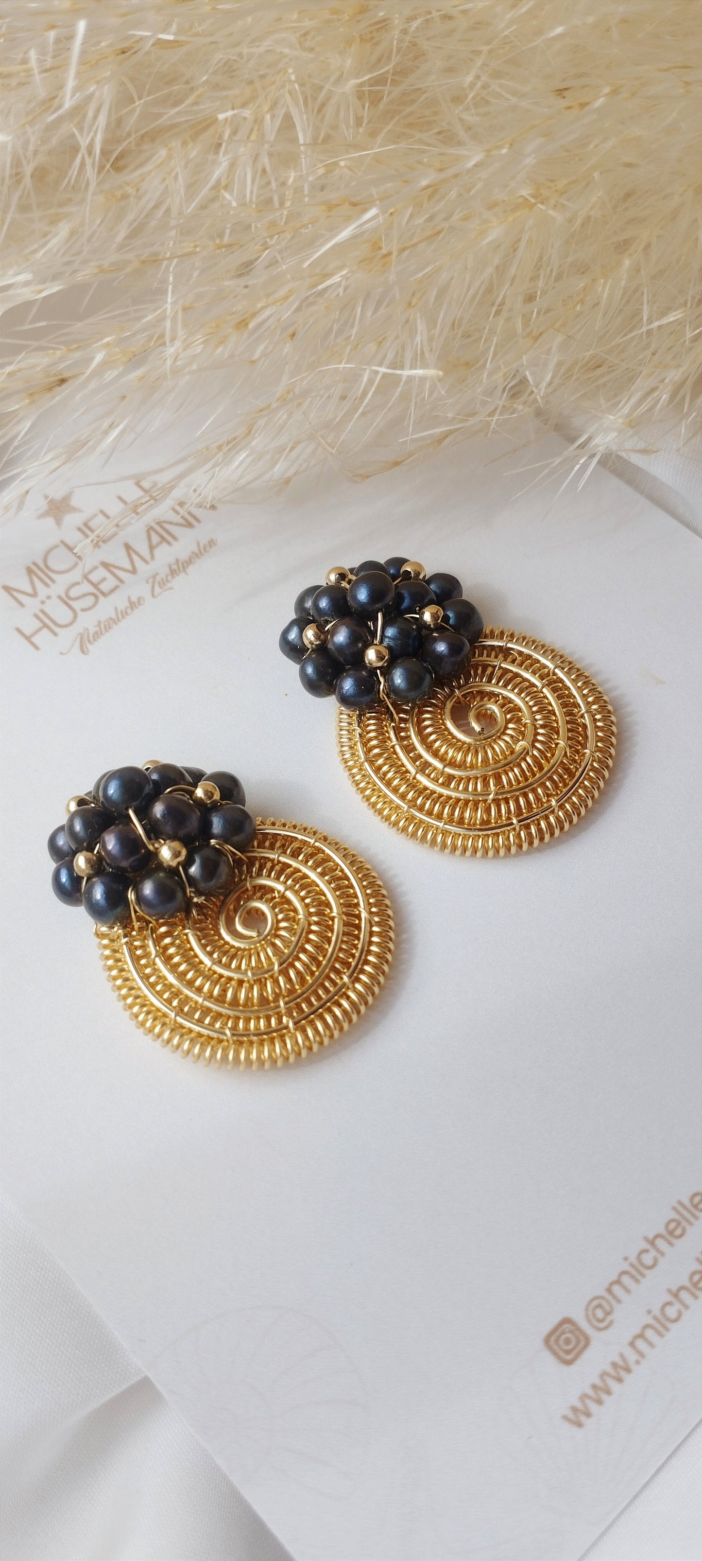 Pendientes elegantes PASION con perlas naturales negras