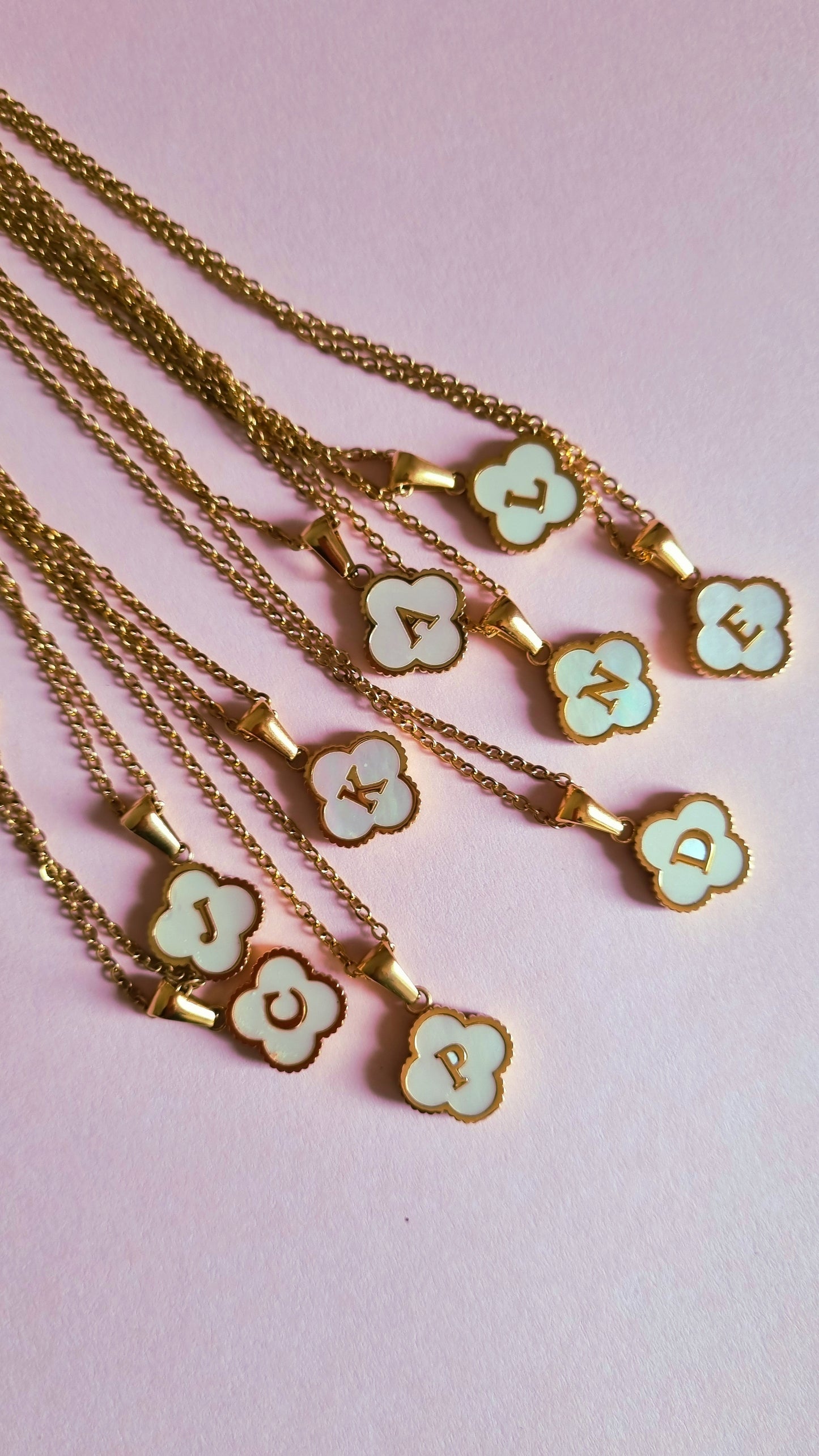 Initialen-Halskette TREBOL ✨ Perlmutt & Edelstahl (Sonderangebot)