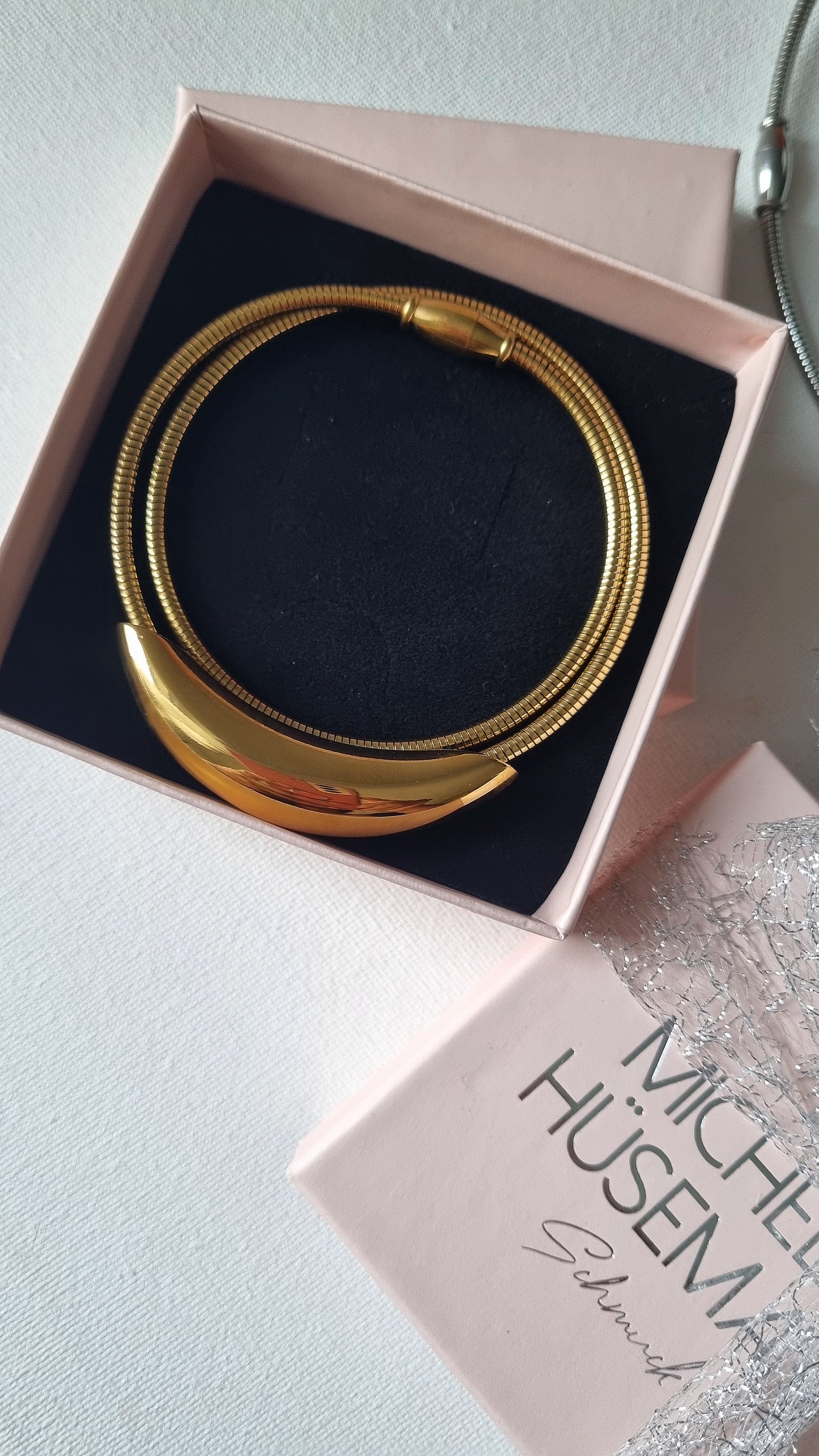 Minimalistische Geschwungene Halsband ECLIPSE