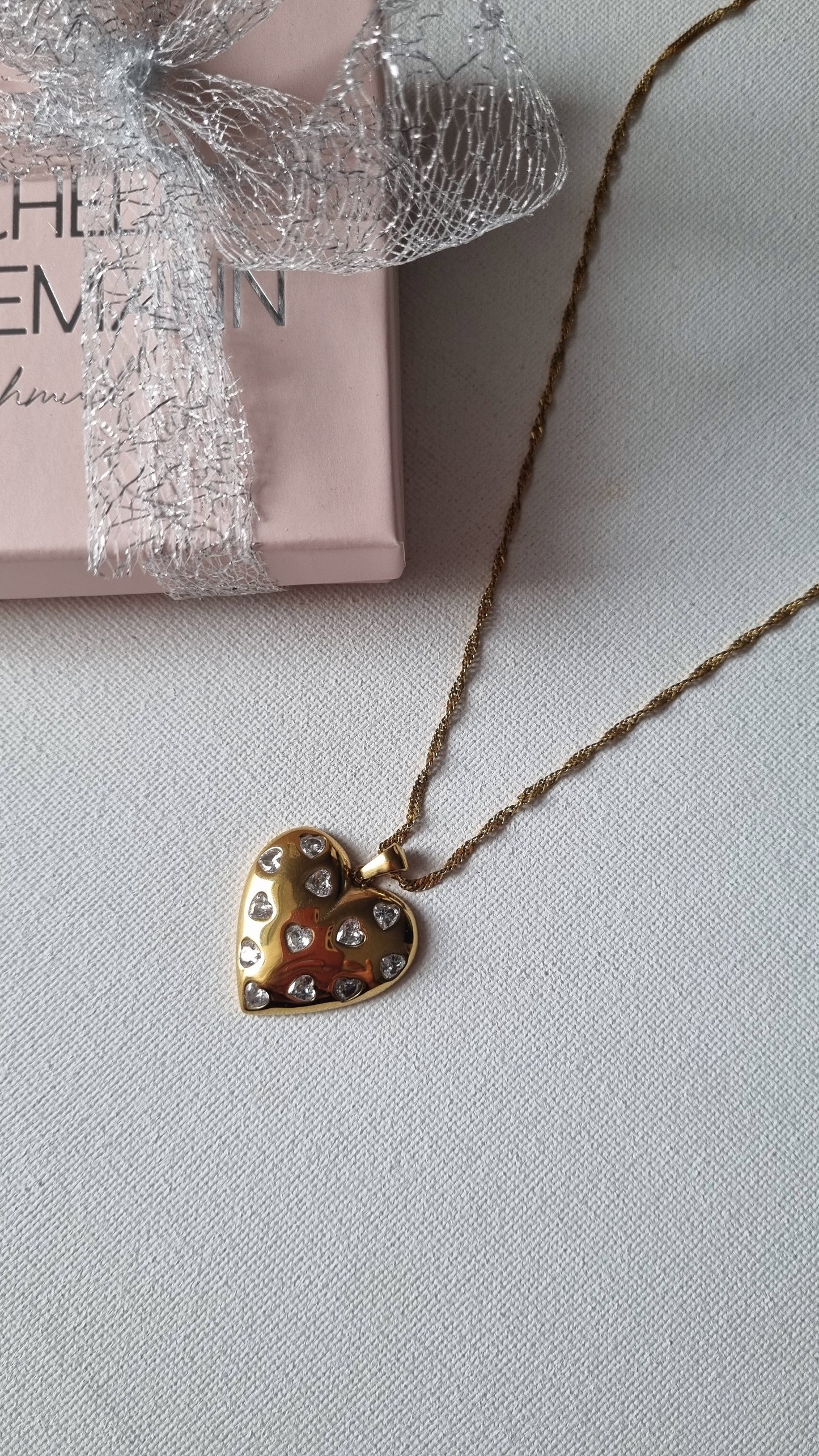 Set/ Halskette POLARIS Ein Klassiker des Luxus