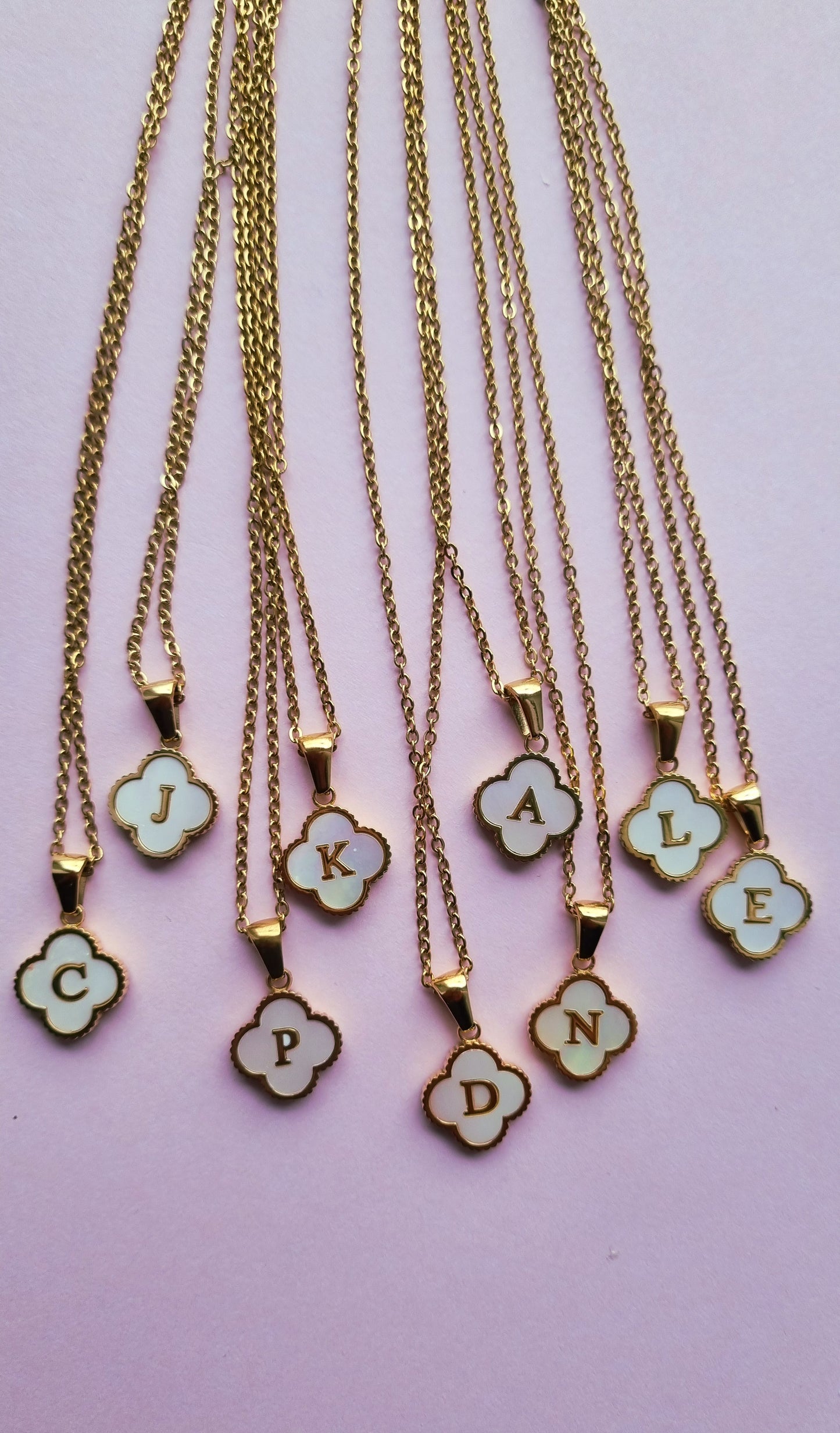 Initialen-Halskette TREBOL ✨ Perlmutt & Edelstahl (Sonderangebot)