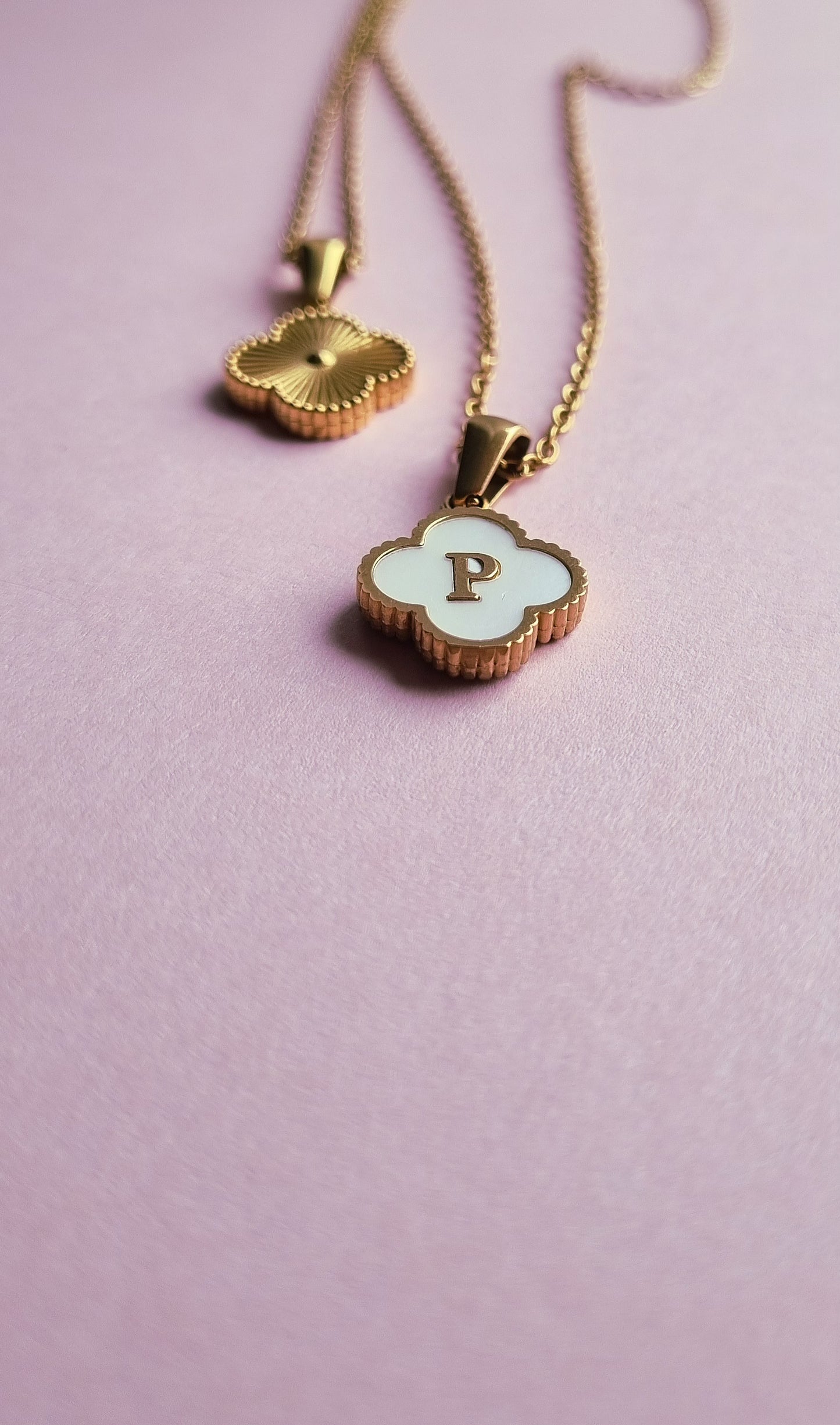 Initialen-Halskette TREBOL ✨ Perlmutt & Edelstahl (Sonderangebot)