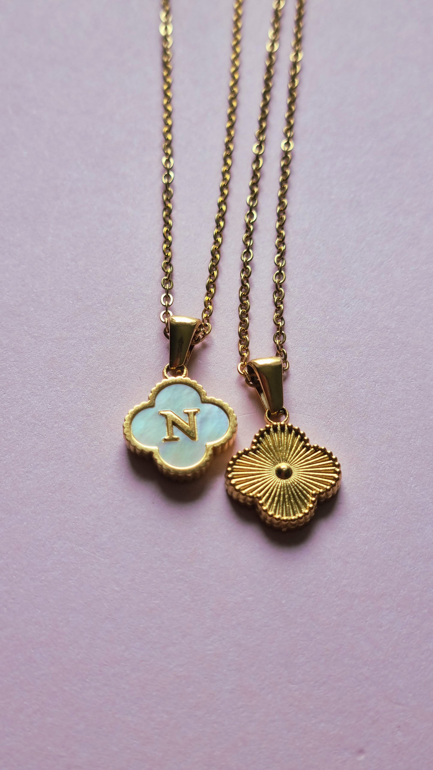 Initialen-Halskette TREBOL ✨ Perlmutt & Edelstahl (Sonderangebot)