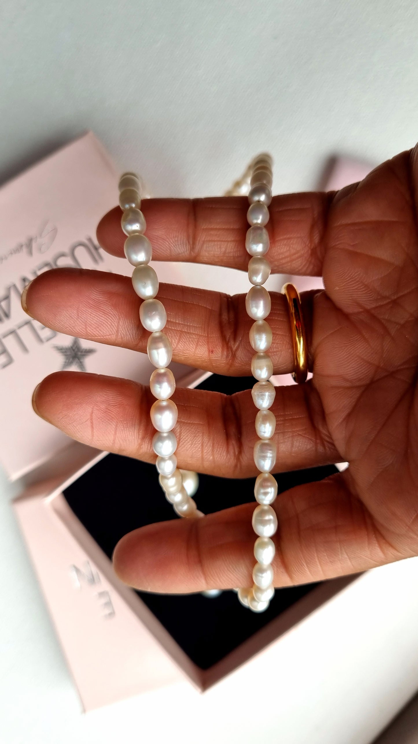 Wunderschöne klassische Perlenkette ETERNA