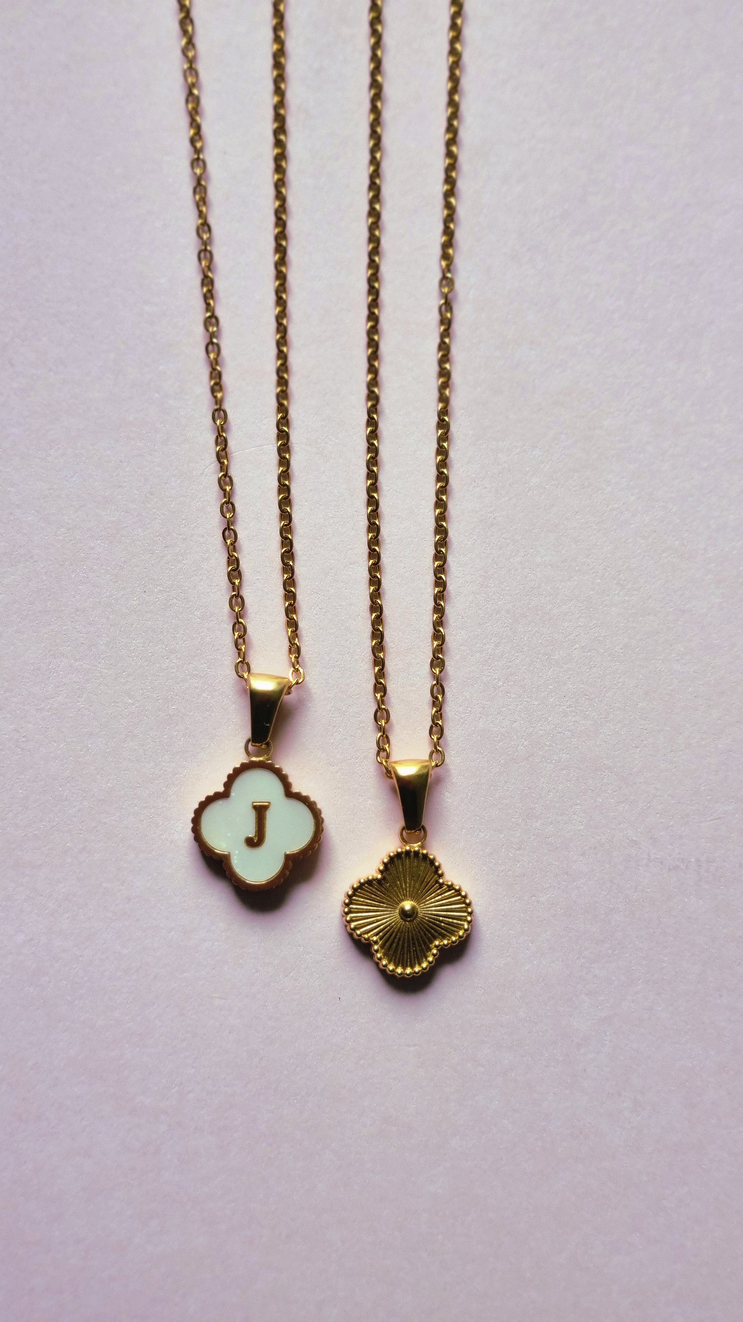 Initialen-Halskette TREBOL ✨ Perlmutt & Edelstahl (Sonderangebot)