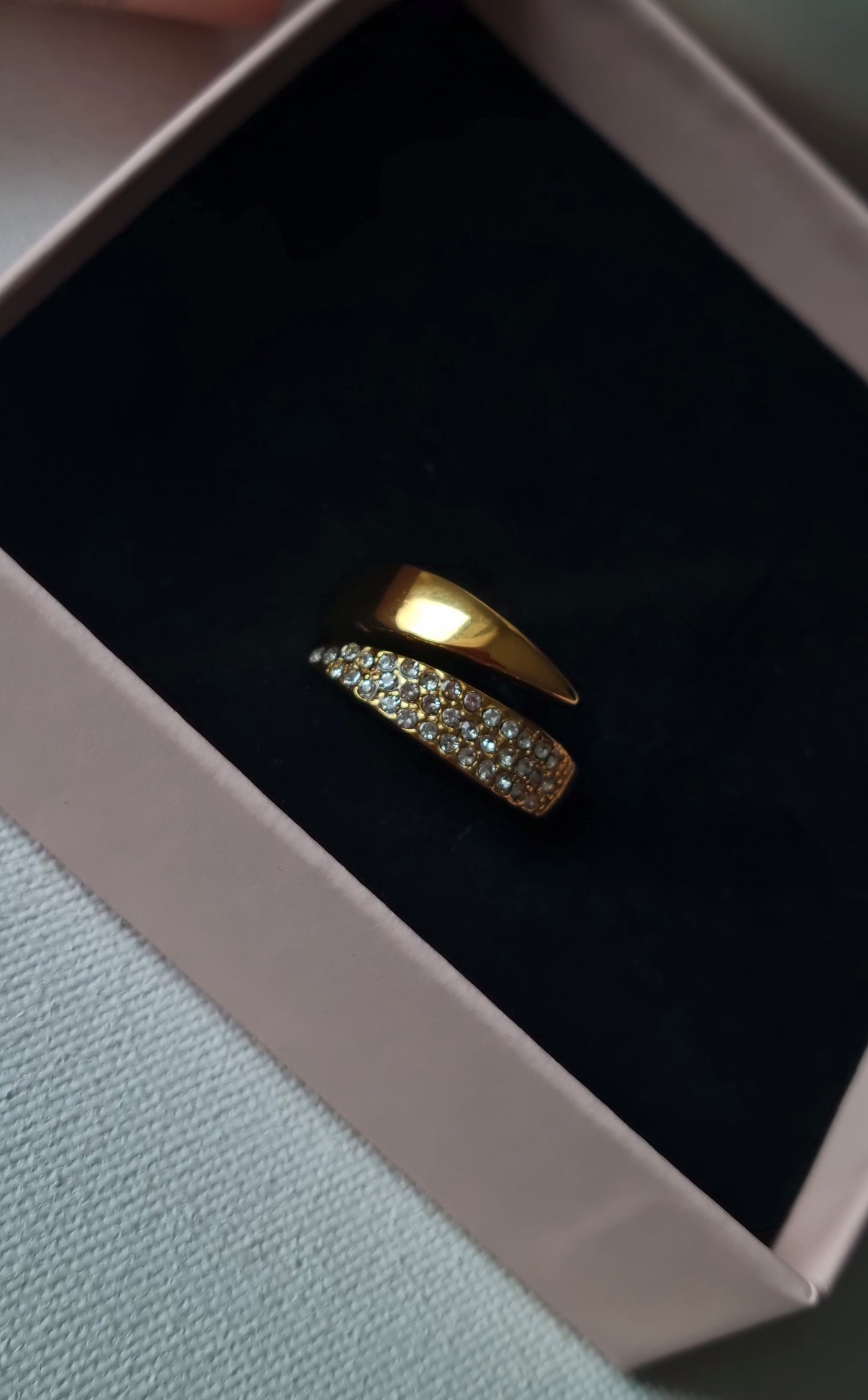 KOSMOS Ring, Glanz und grenzenlose Dynamik